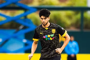 Sao Việt kiều so sánh bóng đá Việt Nam và Mỹ