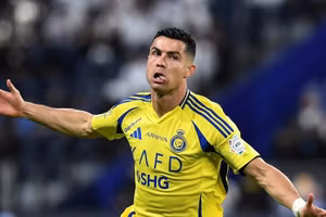 Roberto Carlos nói điều bất ngờ về C.Ronaldo