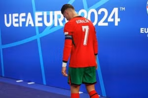 C. Ronaldo chưa chốt tương lai với tuyển Bồ Đào Nha.