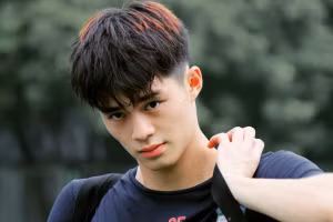 Sao U22 Việt Nam ‘vượt mặt’ thủ môn Bùi Tiến Dũng