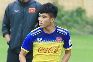 Trần Văn Bửu sớm chia tay V-League vì chấn thương.