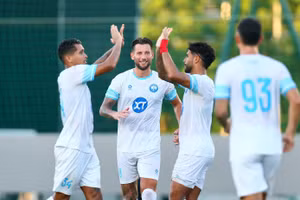 Siêu máy tính dự đoán ngôi vô địch V-League