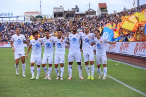 Thép Xanh Nam Định lọt Top 100 CLB đắt giá nhất châu Á.