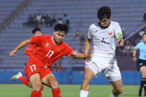 U17 Việt Nam thắng ấn tượng U17 Singapore ở giải châu Á.