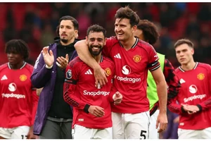 Man United buồn lẫn lộn trước trận quyết đấu West Ham