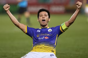  Nguyễn Văn Quyết được AFC vinh danh.