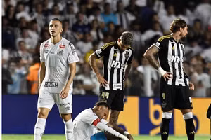 Neymar tái phát chấn thương ở giải vô địch quốc gia Brazil.