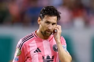  Messi được CLB Al Ahli đánh tiếng muốn chiêu mộ.