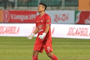 Thủ môn Phan Đình Vũ Hải chia tay Hoàng Anh Gia Lai .