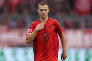 Kimmich lọt tầm ngắm của PSG và Barca.