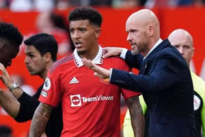 Sancho làm hòa với HLV Ten Hag.