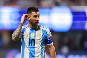 Messi buồn vui lẫn lộn tại tuyển Argentina