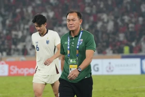 HLV Thái Lan tiếc nuối sau trận thua U23 Indonesia.