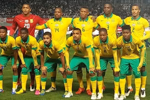 Tuyển Nam Phi bị FIFA xử thua 0-3 vì gian lận cầu thủ.