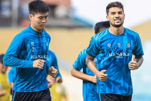 Hendrio đang nỗ lực để có thể sớm nhập tịch Việt Nam.