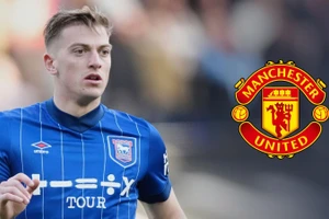 Liam Delap hiện đang đàm phán với Manchester United.