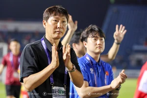 HLV Kim Sang-sik liên tục gặt hái thành tựu cùng bóng đá Việt Nam.