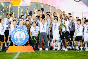 CLB Thép Xanh Nam Định xuất sắc nhất V-League 2024/25.