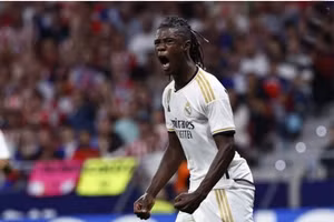 Man United, Liverpool đua giành chữ ký tiền vệ Real Madrid