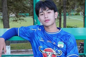 Trần Gia Bảo hoãn thời gian lên đội tuyển U17 Việt Nam vì V-League.