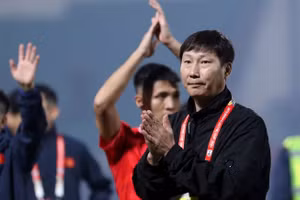Báo Hàn Quốc ca ngợi thầy trò HLV Kim Sang Sik