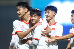Hạ đẹp Macau, U17 Việt Nam sáng cửa vào vòng VCK U17 châu Á