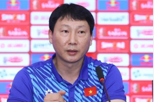 HLV Kim Sang-sik hài lòng với chiến thắng của U23 Việt Nam trước Lào.