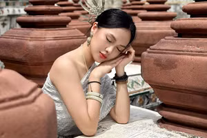 Vẻ đẹp vừa trong trẻo, vừa quyến rũ của bạn gái cũ Nhâm Mạnh Dũng