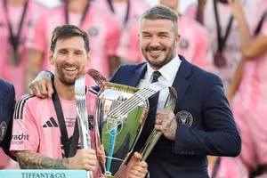 Messi bị 5 huyền thoại cho 'ngửi khói' ở danh hiệu Vua phá lưới 