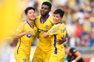 Sông Lam Nghệ An chốt danh sách dự V-League 2024/25