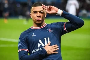 Kylian Mbappe đang đàm phán mua đội bóng ở châu Âu.