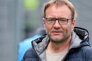 HLV Thomas Horsch của Werder Bremen đánh giá cao tuyển nữ Việt Nam.