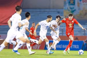 CLB Nam Định tặng vé người hâm mộ trận gặp Hà Tĩnh.