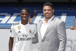 Vinicius sắp đuổi kịp Ronaldo về thành tích ghi bàn ở Real Madrid.