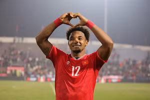 Tiền đạo Xuân Son đón vinh dự đặc biệt