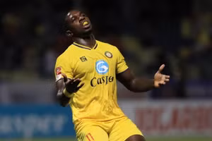 Rimario về Mỹ điều trị chấn thương sau khi bị loại khỏi danh sách của Thanh Hóa.