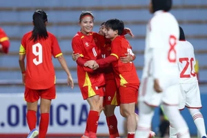 Tuyển nữ Việt Nam thi đấu AFF Cup nữ 2025 tại sân Lạch Tray- Hải Phòng.