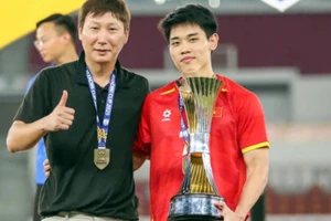 HLV Kim Sang Sik liên tục gặt hái thành công cùng các đội tuyển Việt Nam.