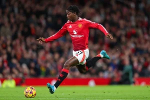 Kobbie Mainoo lọt tầm ngắm của Real Madrid.