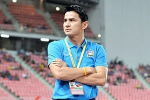 Những chiến tích lẫy lừng của cựu danh thủ Kiatisak