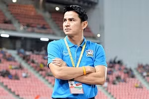 Những chiến tích lẫy lừng của cựu danh thủ Kiatisak