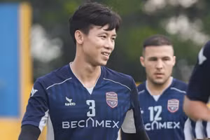 Quế Ngọc Hải rời CLB Bình Dương sau một năm gắn bó.