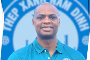 HLV thể lực người Brazil Tiago Jose Almeida Goncalves đầu quân cho CLB Nam Định.