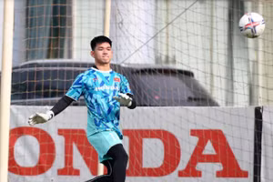 Trần Trung Kiên được vinh danh ở giải U21 quốc gia.