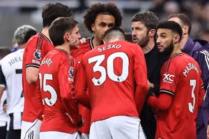 Man United khiếu nại lên Premier League