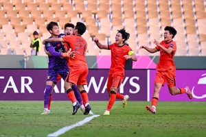 CLB châu Âu chi tiền ‘khủng’ chiêu mộ thủ môn U23 Trung Quốc