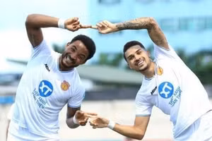 Xuân Son và Đỗ Hoàng Hên dự kiến góp mặt ở trận tái đấu Malaysia 