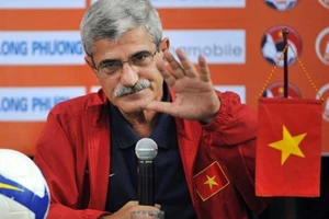 Ông Henrique Calisto được bầu làm Chủ tịch Hiệp hội Huấn luyện viên bóng đá Quốc gia Bồ Đào Nha.