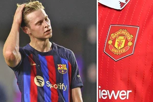 Frenkie de Jong hiện vẫn nằm trong kế hoạch mua sắm của Man United.