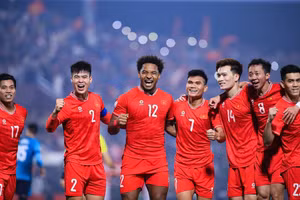 Loạt sao Việt Nam sắp đối đầu Manchester United vào ngày 28/5.